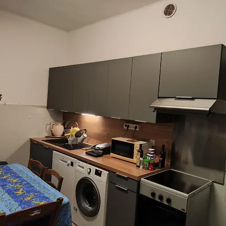 Chambre Privee Place Garibaldi Homestay szállás